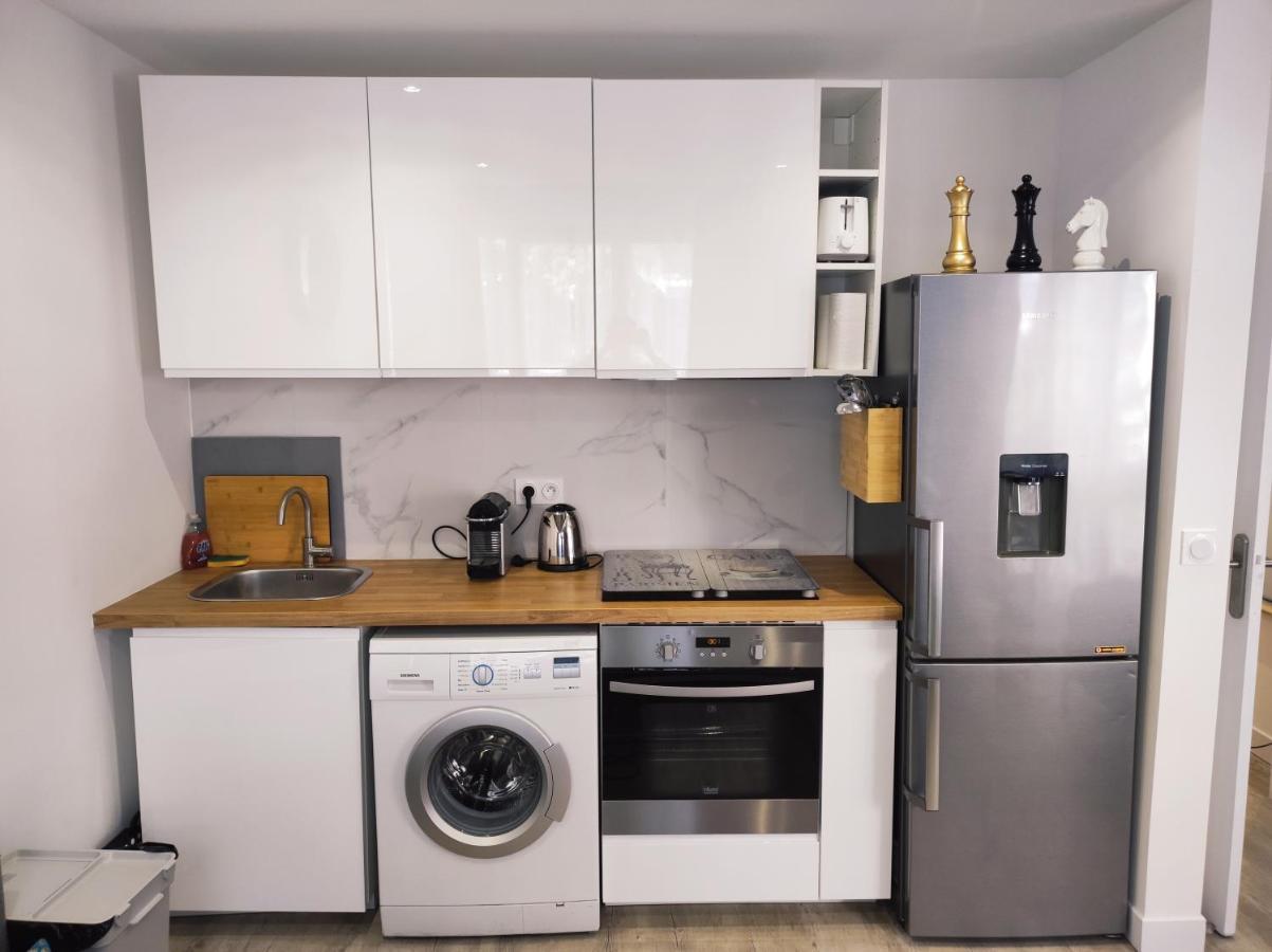 Lumineux Charming Appartement - Cozy Flat เลอเชอส์เนย์ ภายนอก รูปภาพ